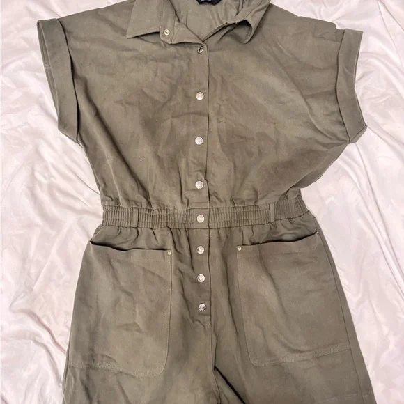 Men's Tan Cargo Pants - Picture 6 of 6